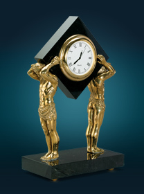 Настольные часы из камня - пример хорошего подарка в деловой сфере